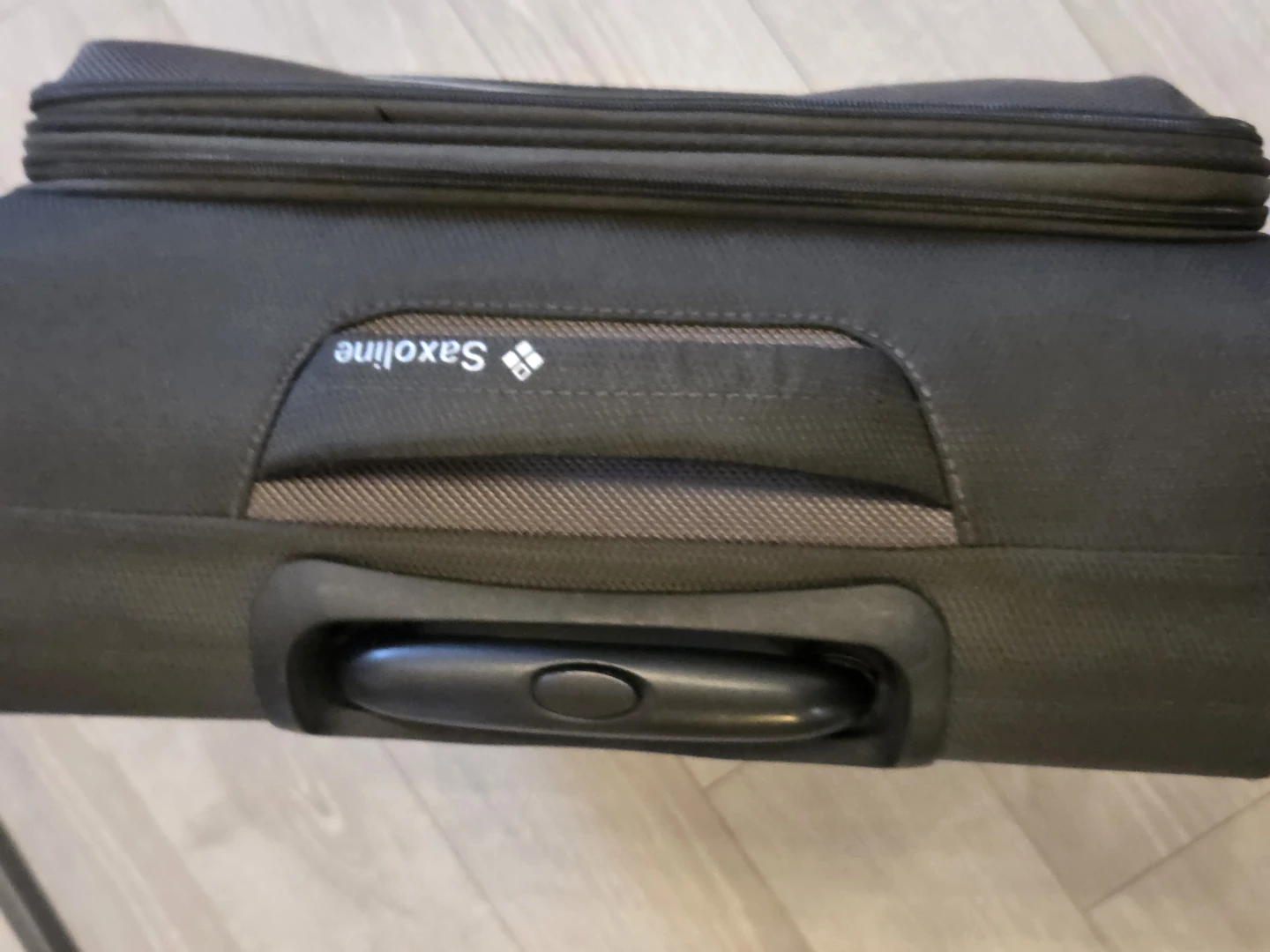Saxoline Grey Hardside Spinner Luggage - photo 5