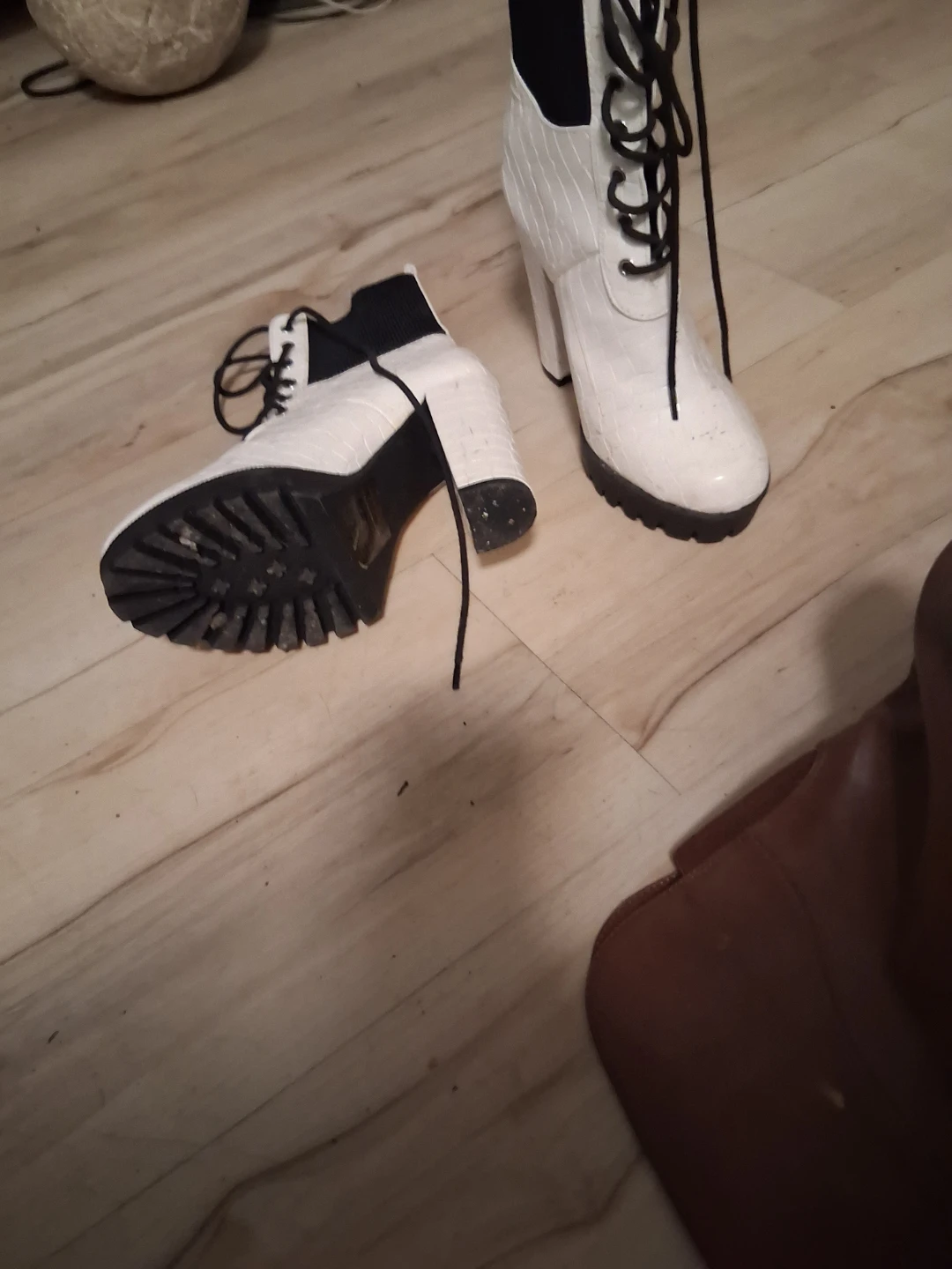 White Lace-Up Chunky Heel Boots - photo 3
