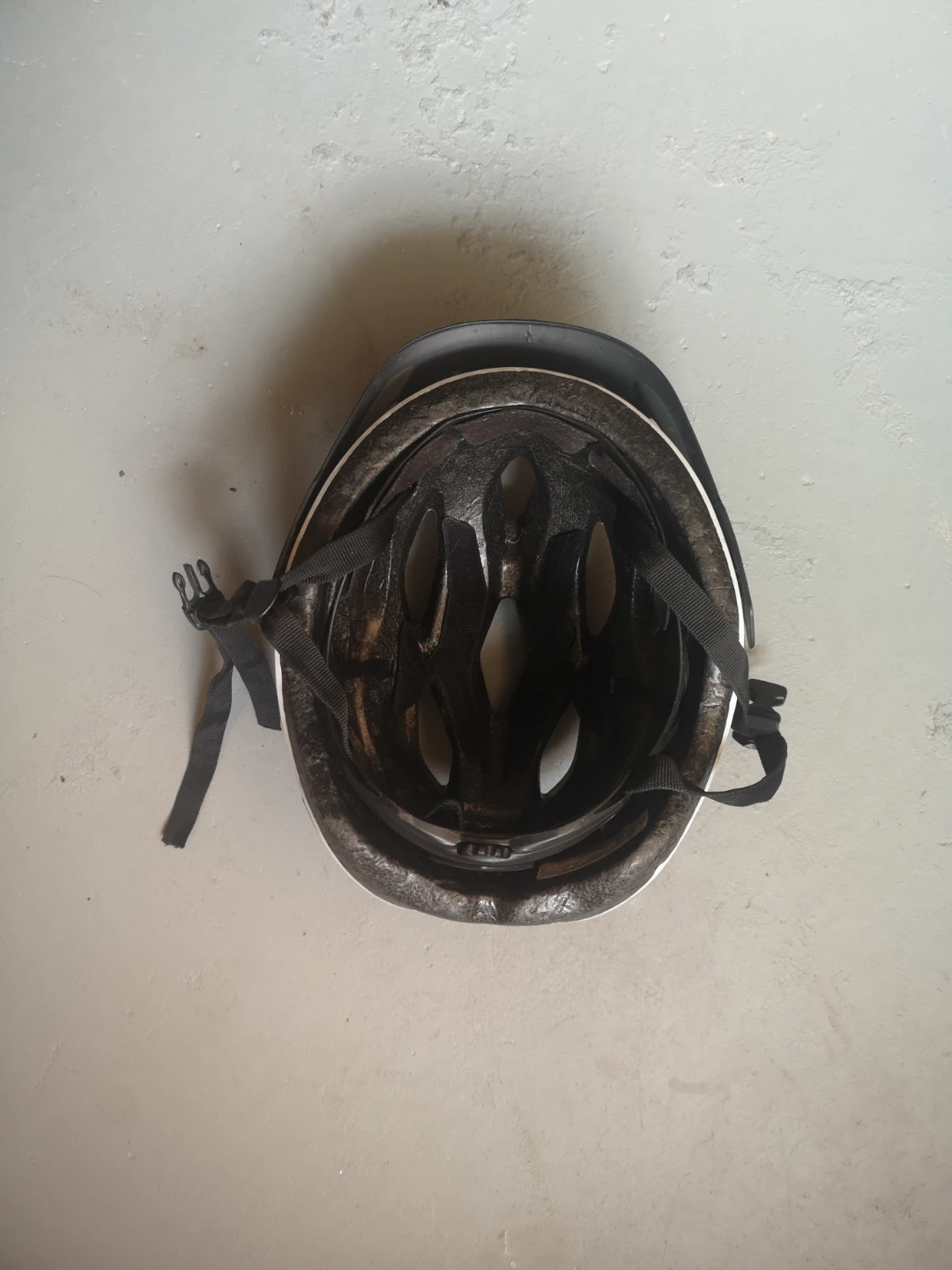 Bell Bicycle Helmet - photo 3