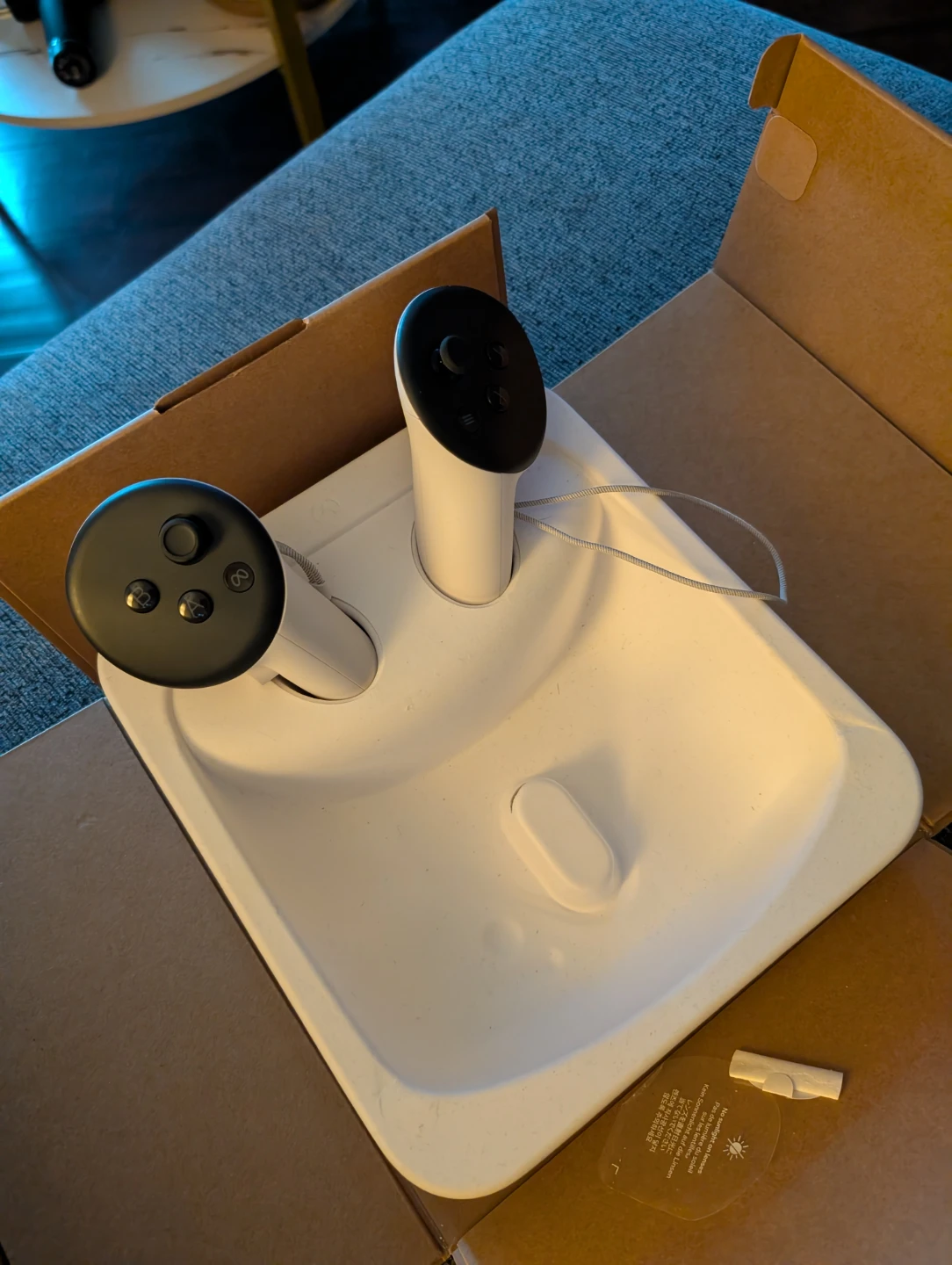 Meta Quest 3S VR Headset with Controllers - photo 2