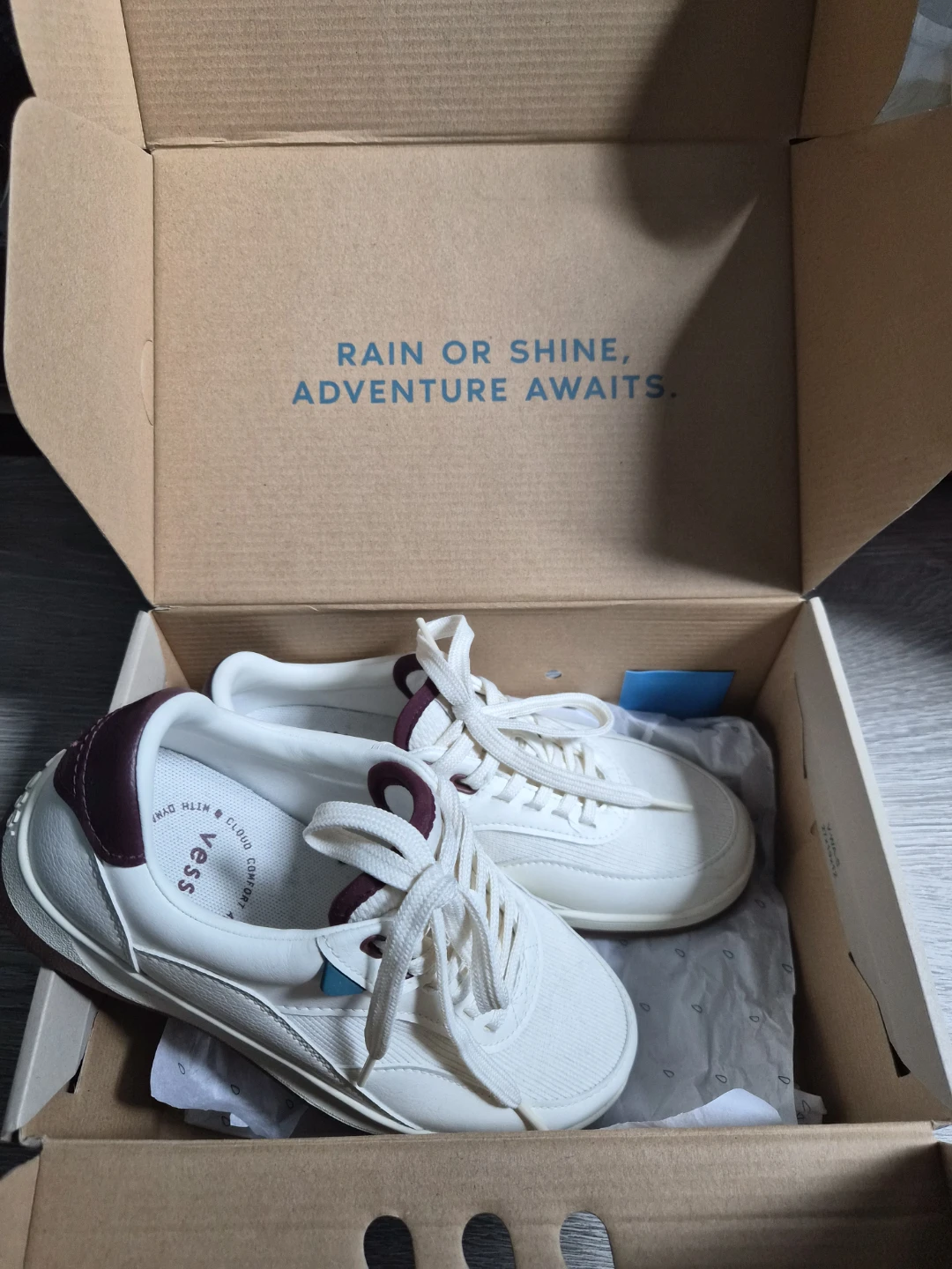 Vessi Shoes - White/Burgundy