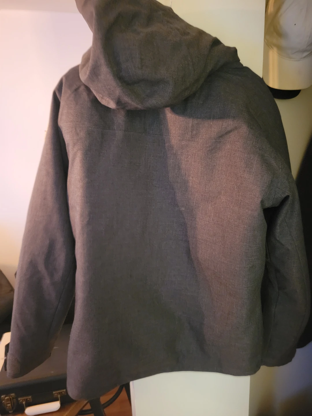 Helly Hansen Men's Winter Jacket - photo 2