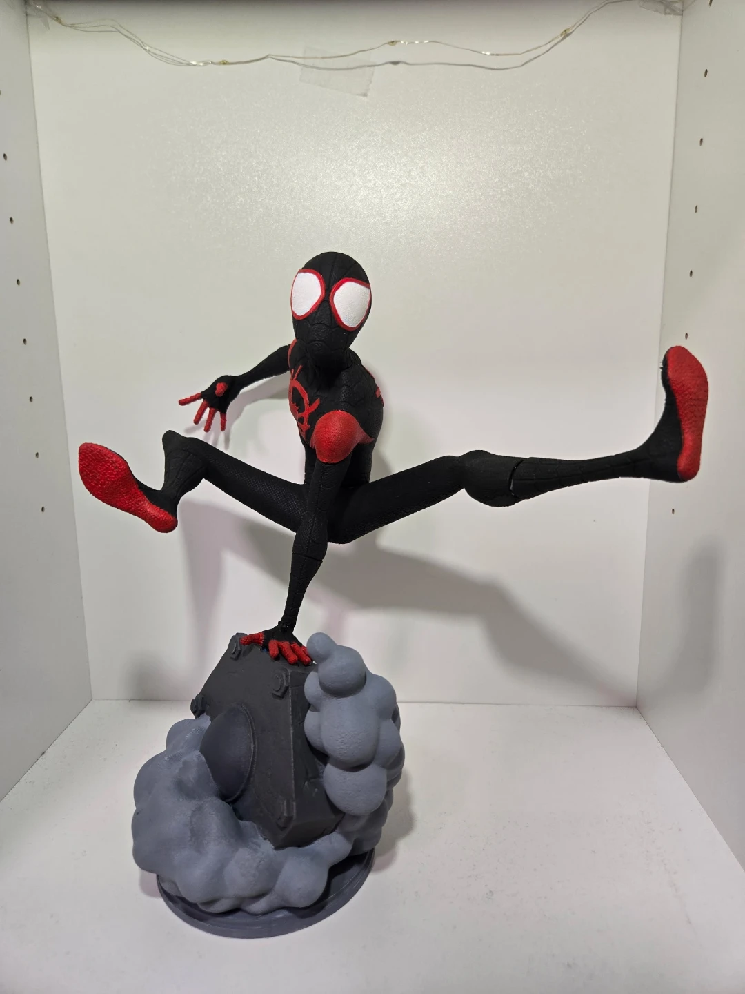 Spiderman Miles Morales Figurine - photo 4