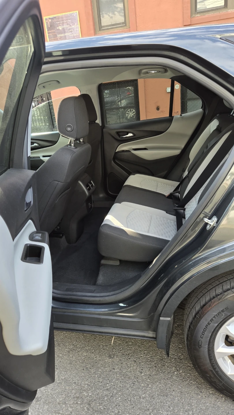 2020 Chevrolet Equinox LS 4D - photo 5