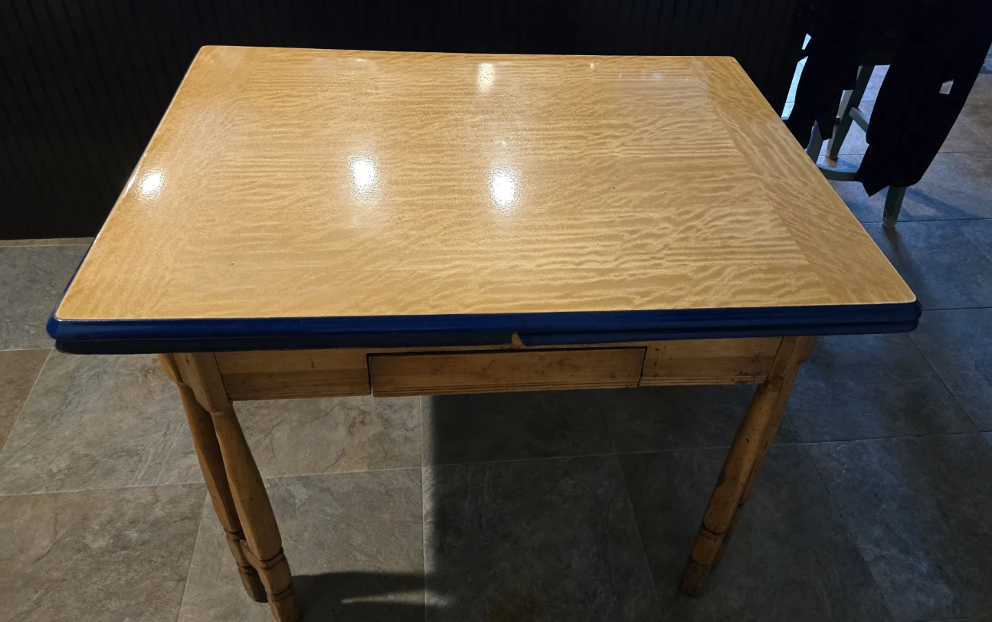 Vintage Enamel Extendable Table