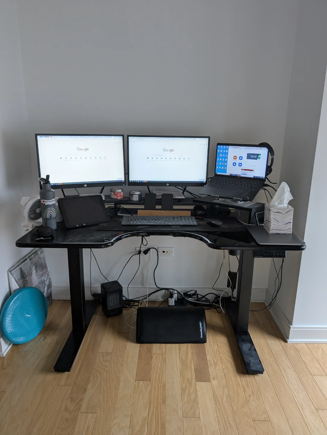 Autonomous Ergonomic Standing Desk – 54" x 30"