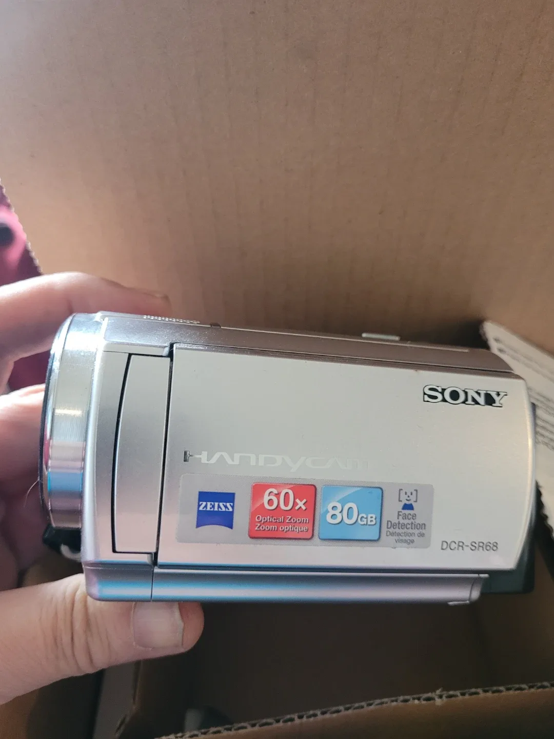 Sony Handycam DCR-SR68 Camcorder - photo 2