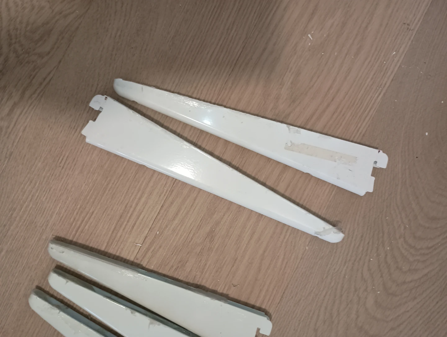 White Shelf Brackets (Lot of 6)