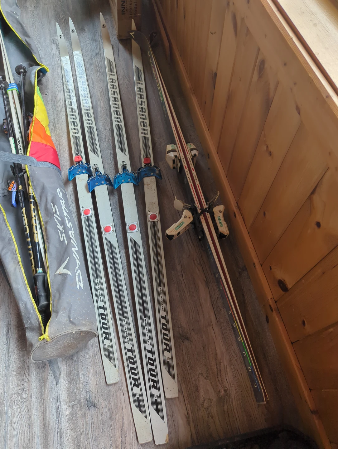 Cross-country skis and snowboard with bags - photo 3