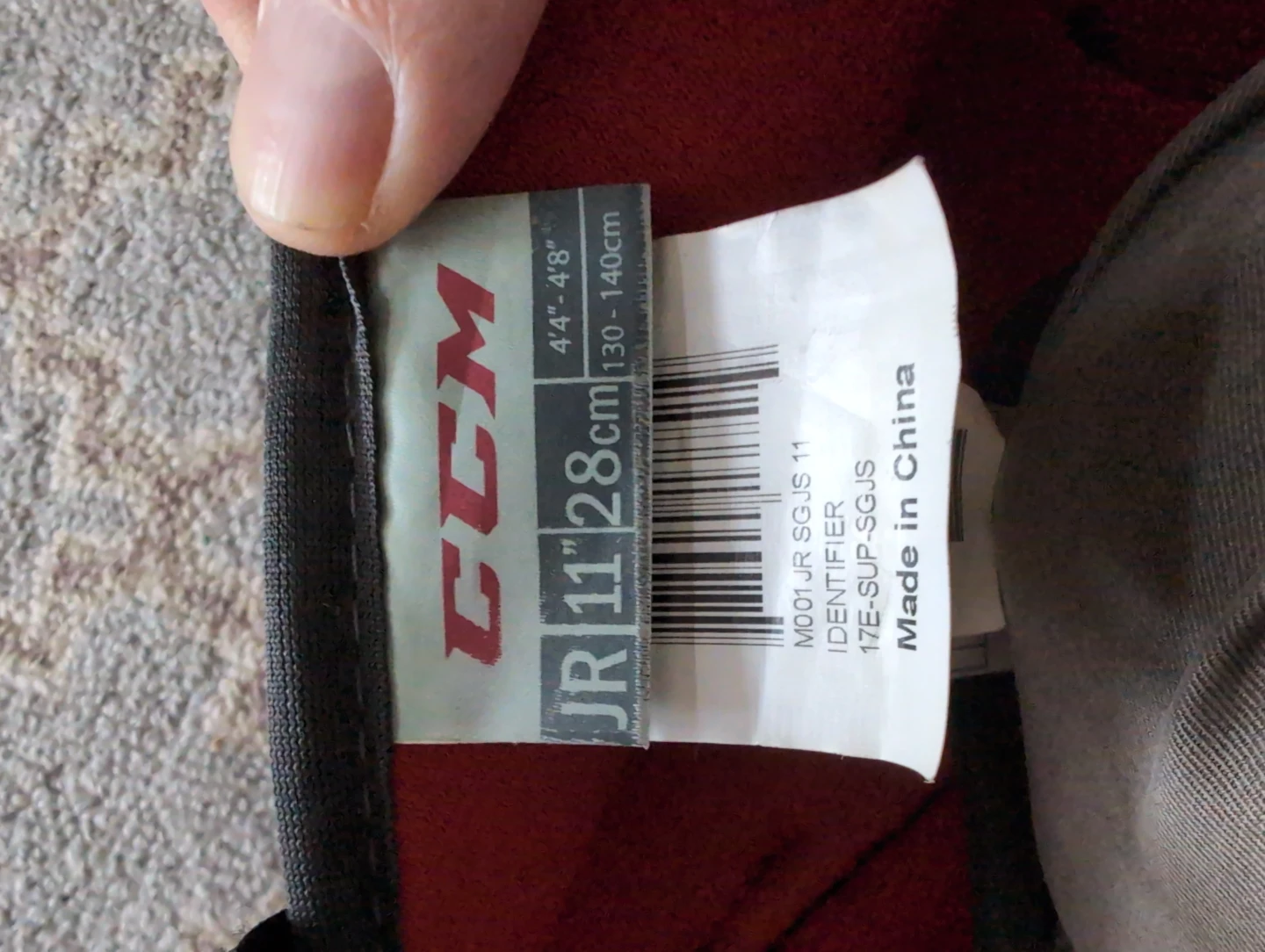 CCM JetSpeed Hockey Shin Guards JR Size 11" (130-140cm) - photo 2