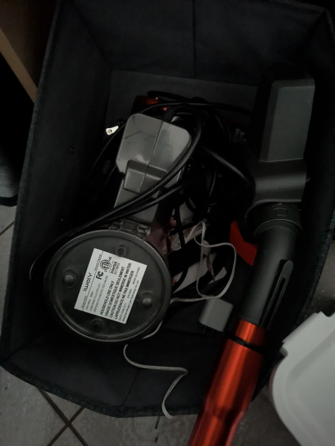 iWoly Vacuum Cleaner Model 1000