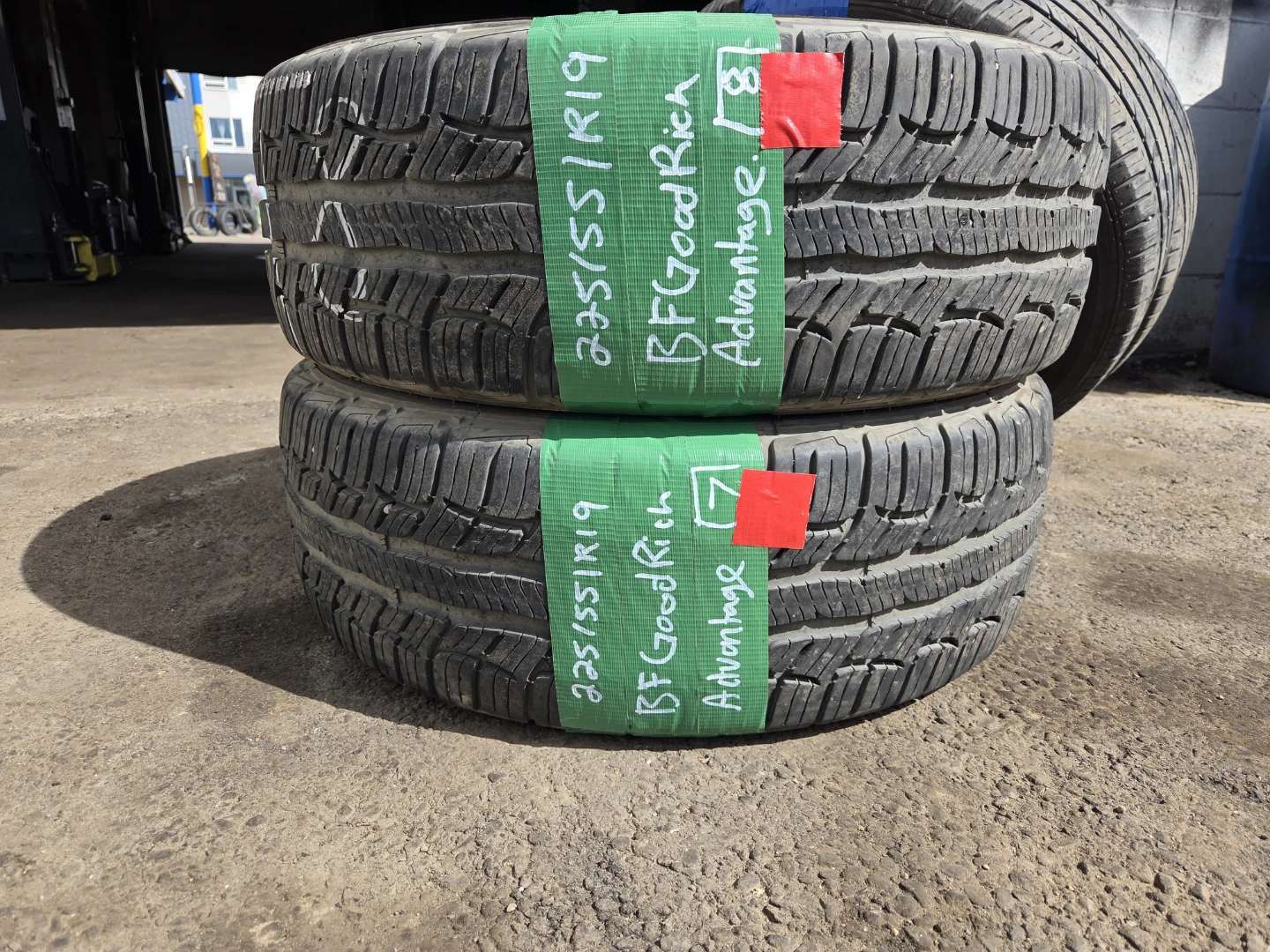 BFGoodrich Advantage Tires 225/55R19