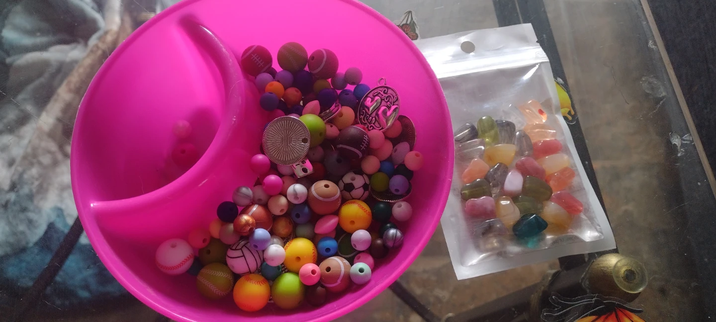 Crafting Embellishments - Decorative Frames, Tassels, and Beads - photo 2