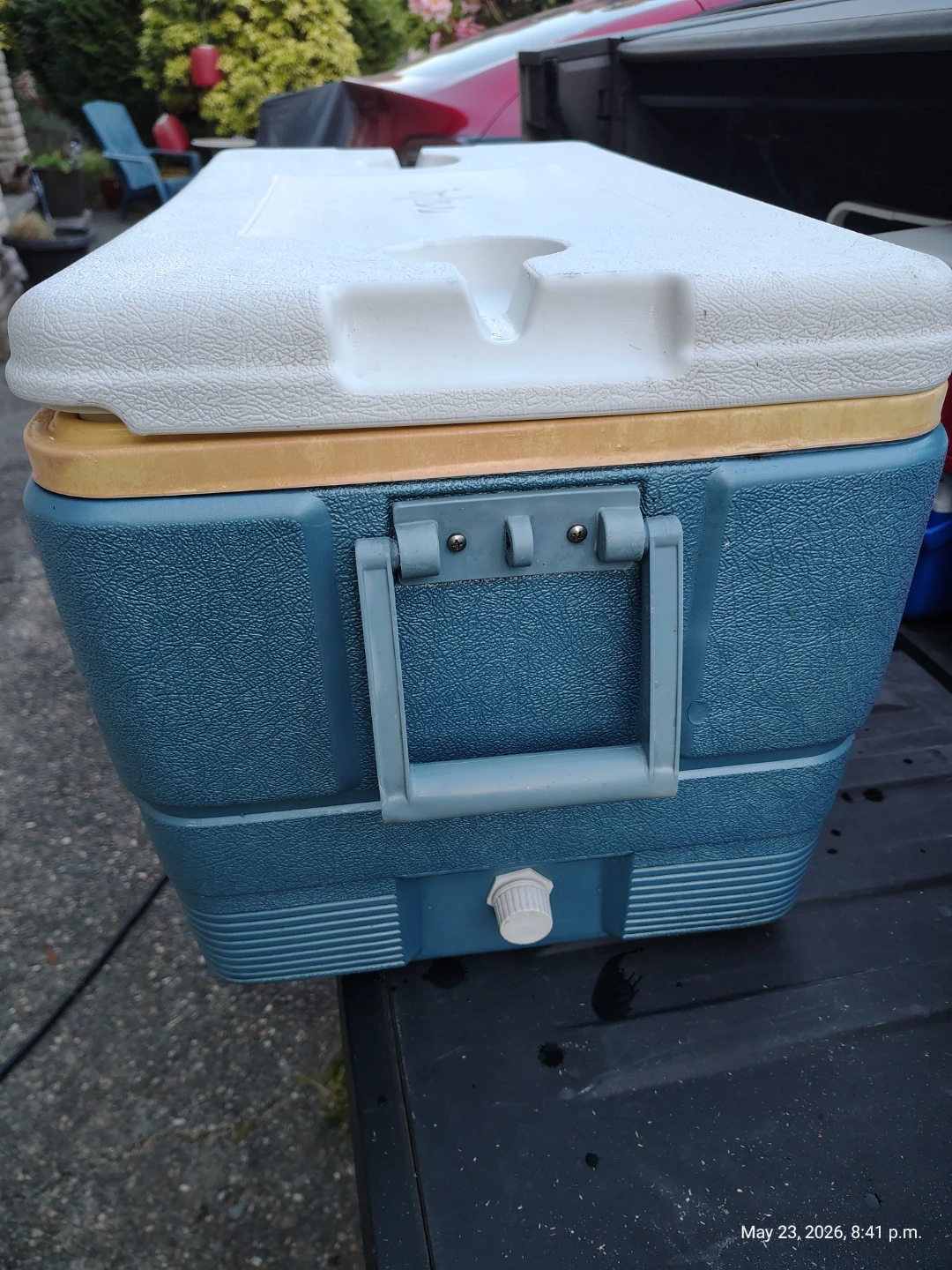 IGLOO 70qt Max Cold 5 Day Camping Fishing Cooler with Drain - photo 4