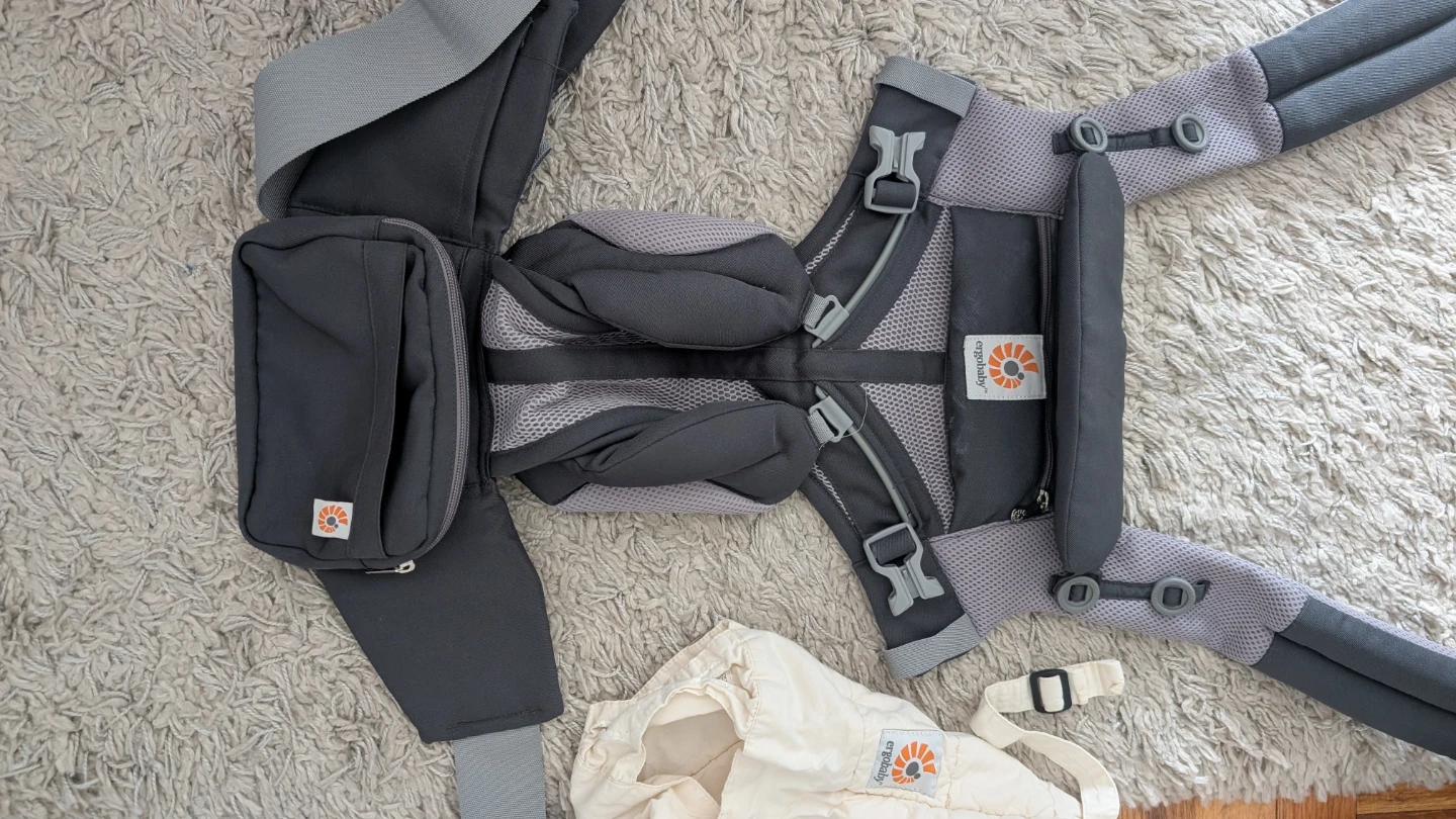 Ergobaby Baby Carrier with Infant Insert - photo 3