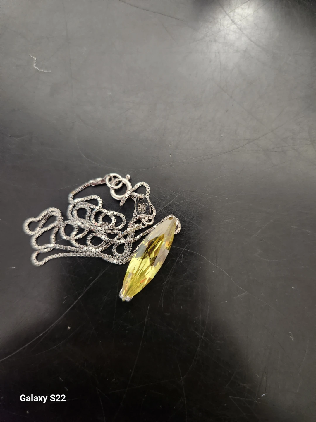 Marquise Cut Yellow Gemstone & Silver Tone Chain Necklace - photo 4