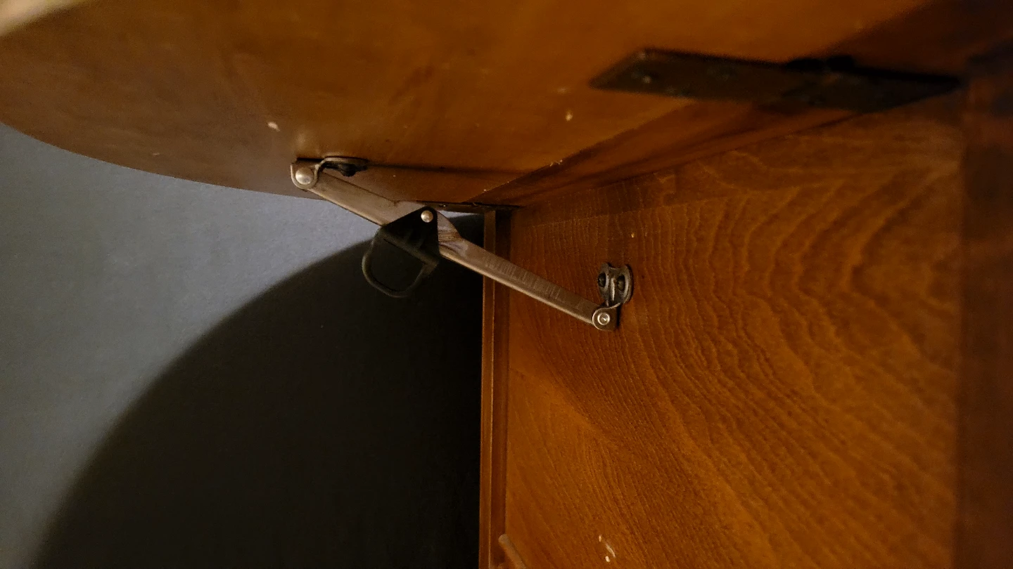 Drop Lead Side Table - photo 3