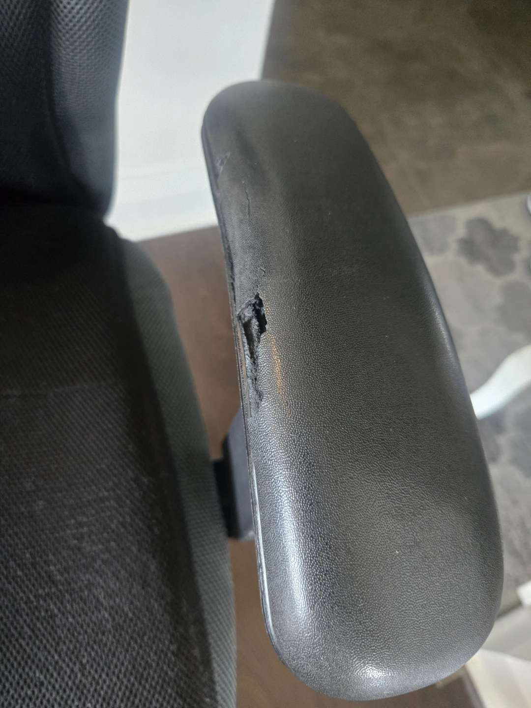 Black Office Chair - photo 5