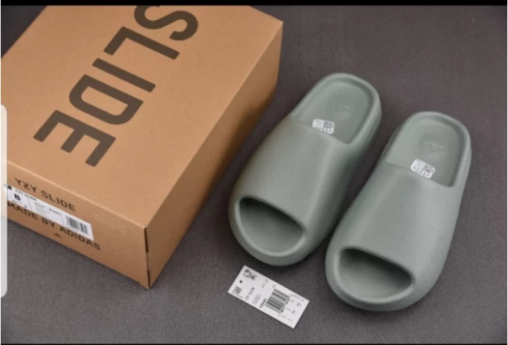 ADIDAS YEEZY SLIDE - photo 2