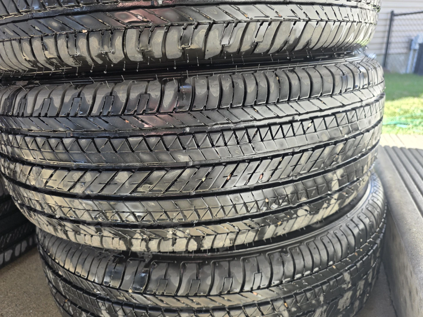 Set of  Bridgestone Tires P235/70R16 - photo 3