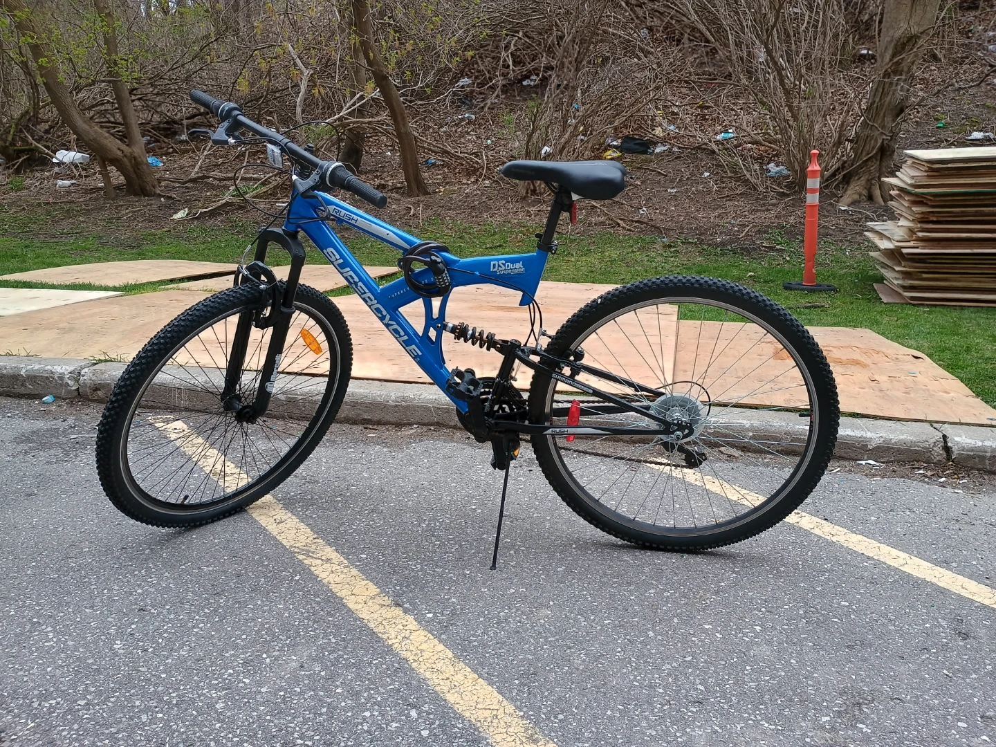 29 inch Mountain Bike for sale - photo 5