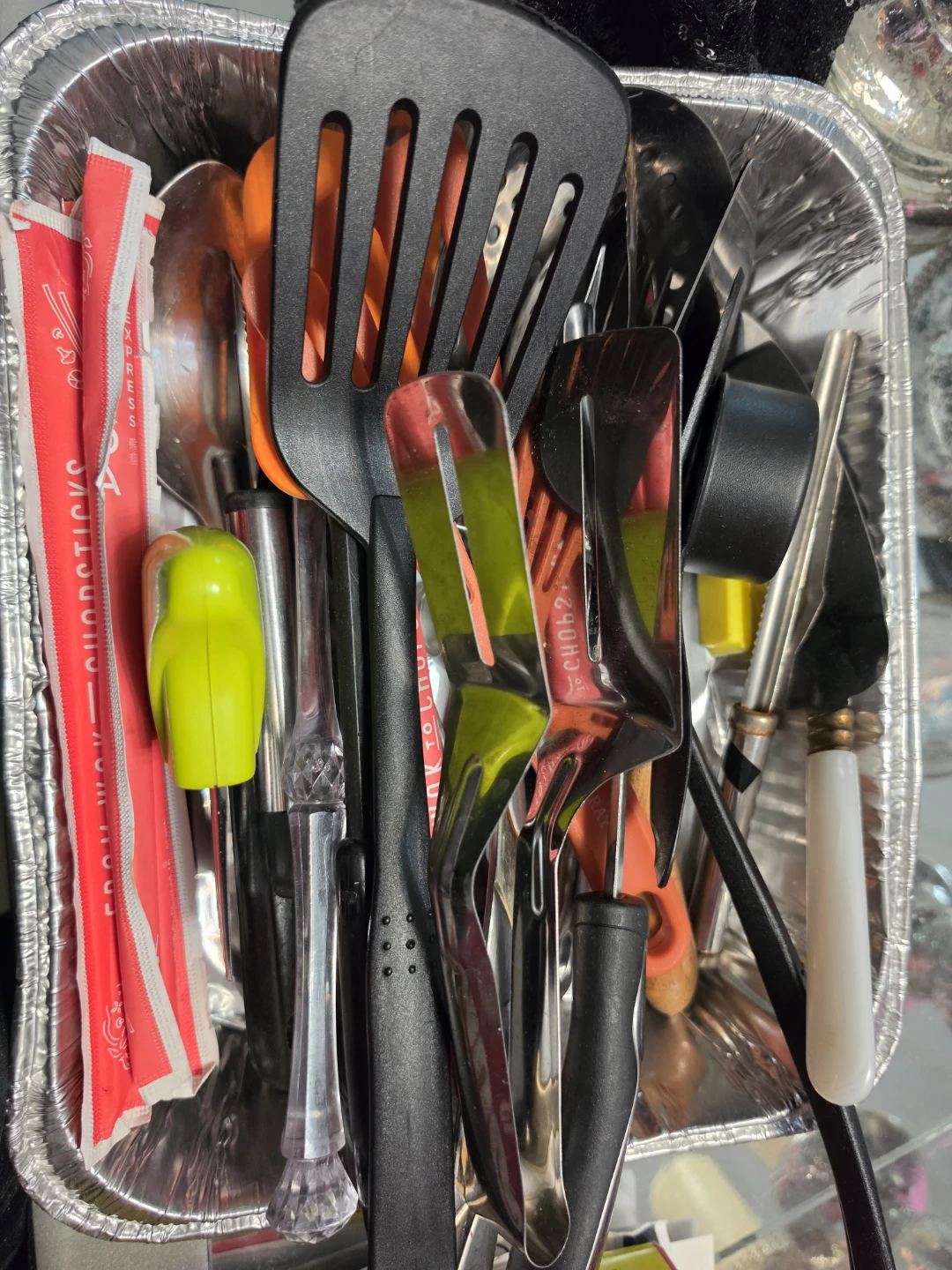 Mixed utensils