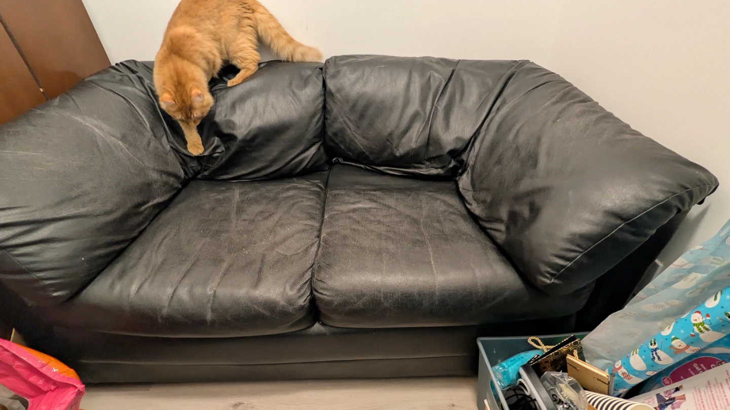 Black Leather Loveseat Sofa - photo 3