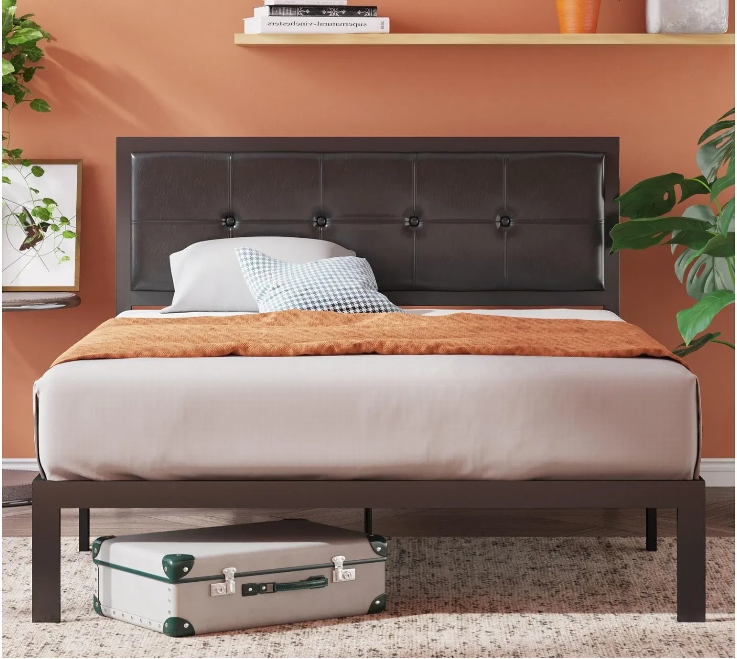 Zinus Cherie Faux Leather Upholstered Platform Bed Frame - photo 3