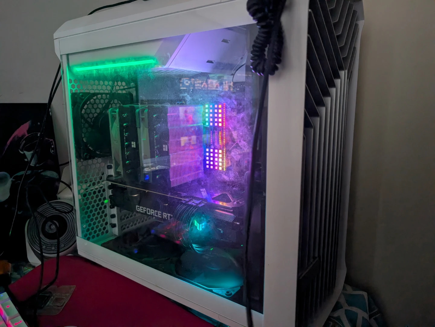 White High end gaming pc (send offers)