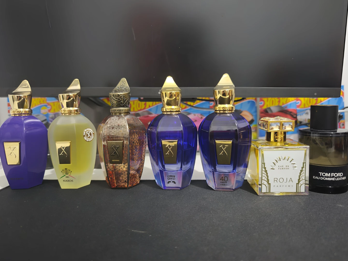 Fragrance decants
