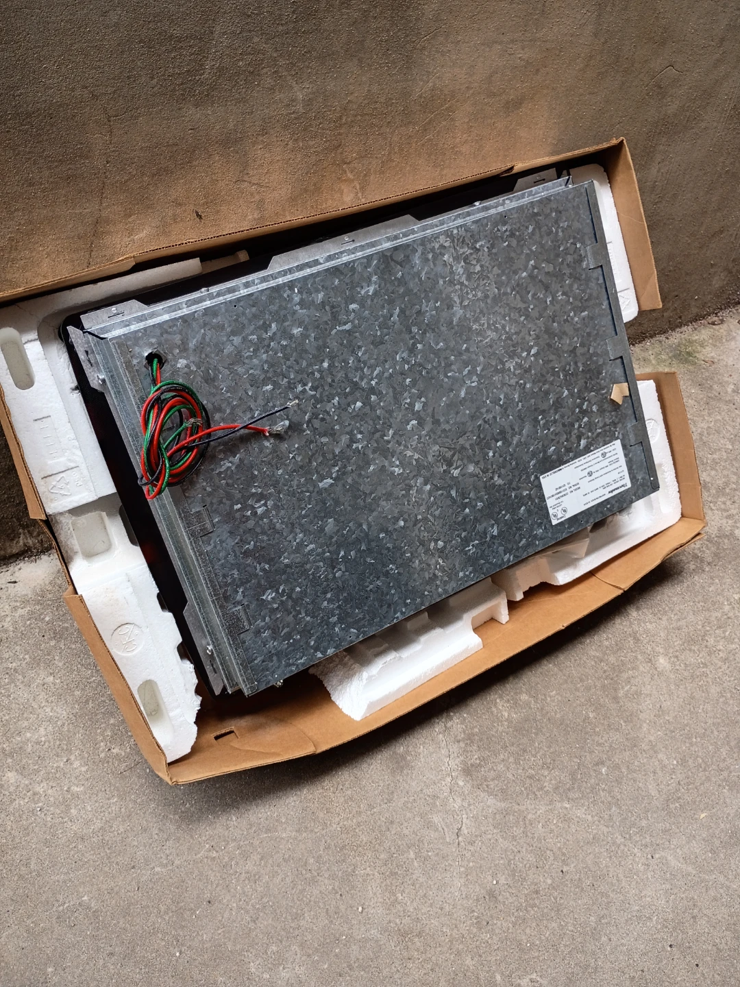 Thermador 30" Electric Cooktop Low Profile Frameless Design - photo 4