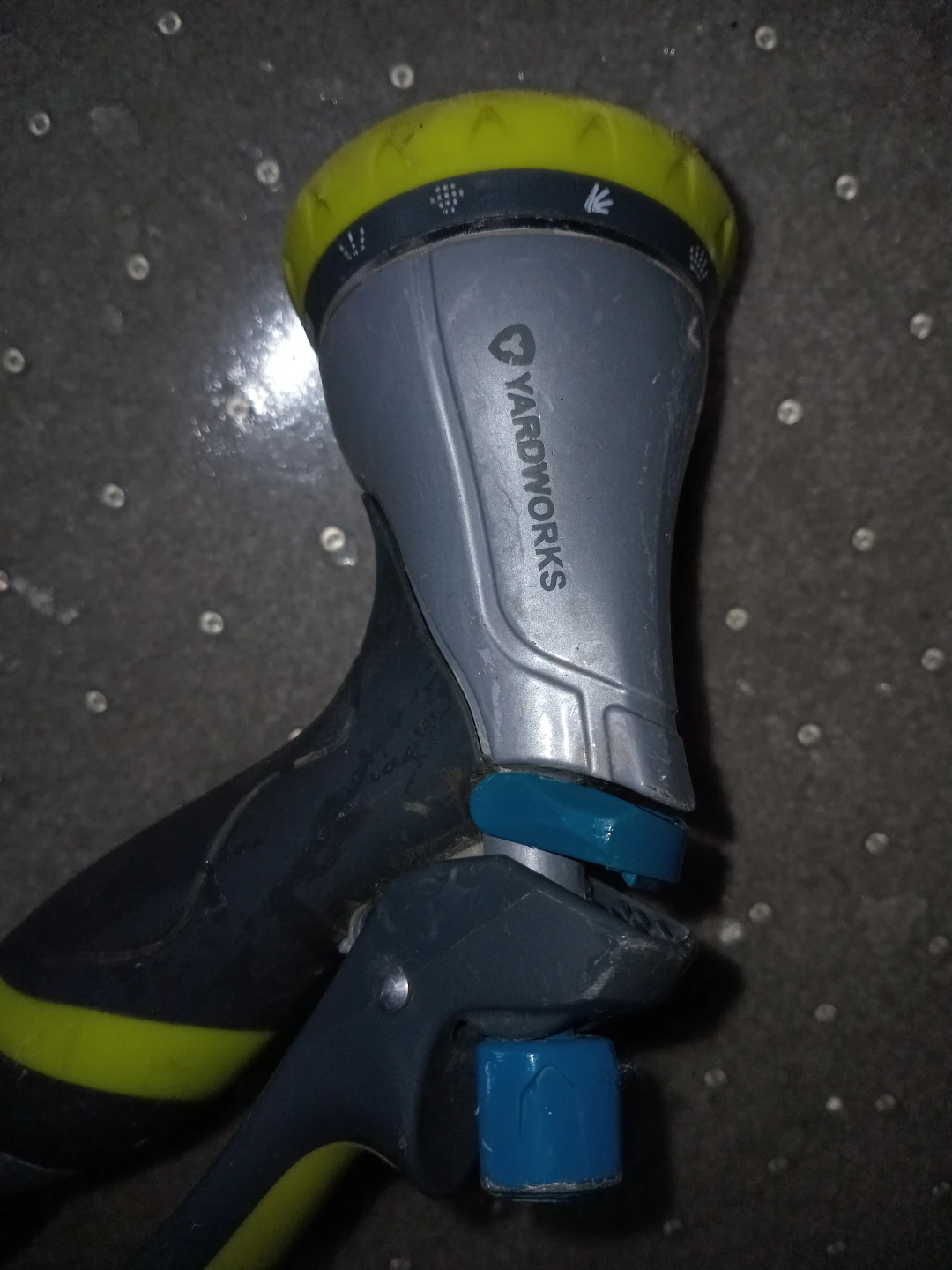 Yardworks Garden Hose with Spray Nozzle - photo 3