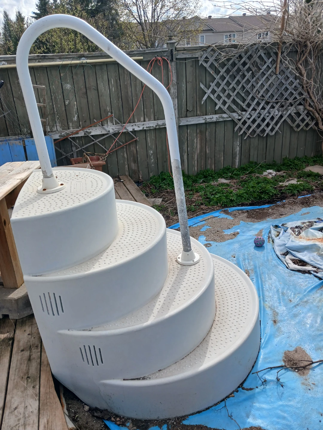 Solid Pool Steps