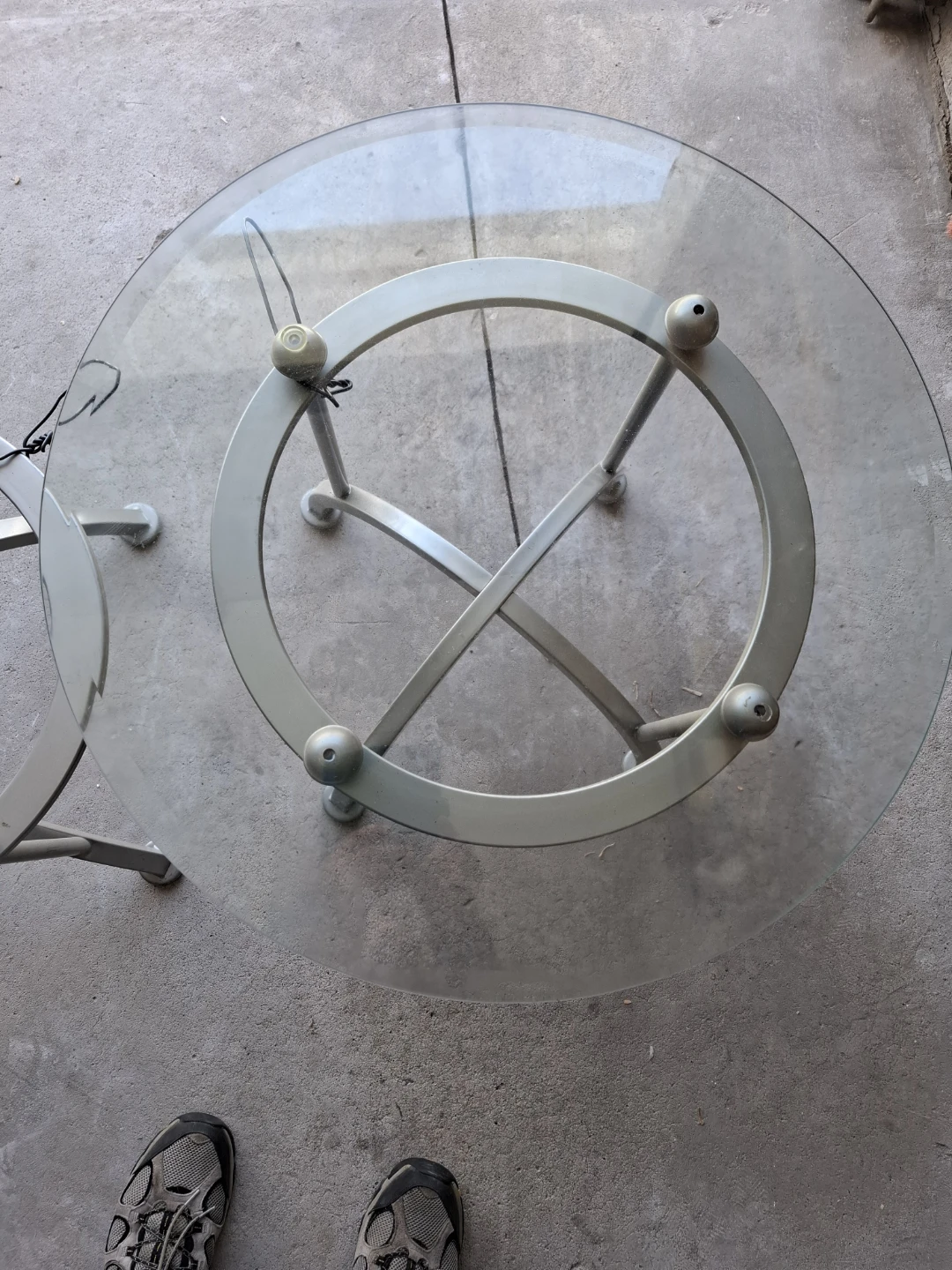 Set of 3 Round Glass Top Coffee Tables - photo 4