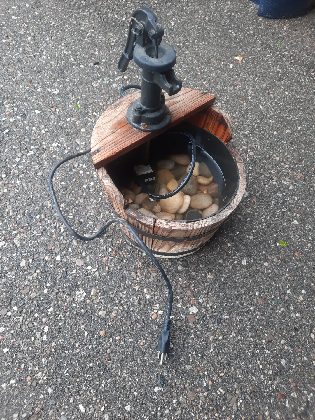 Decorative Water Pump Fountain - photo 3