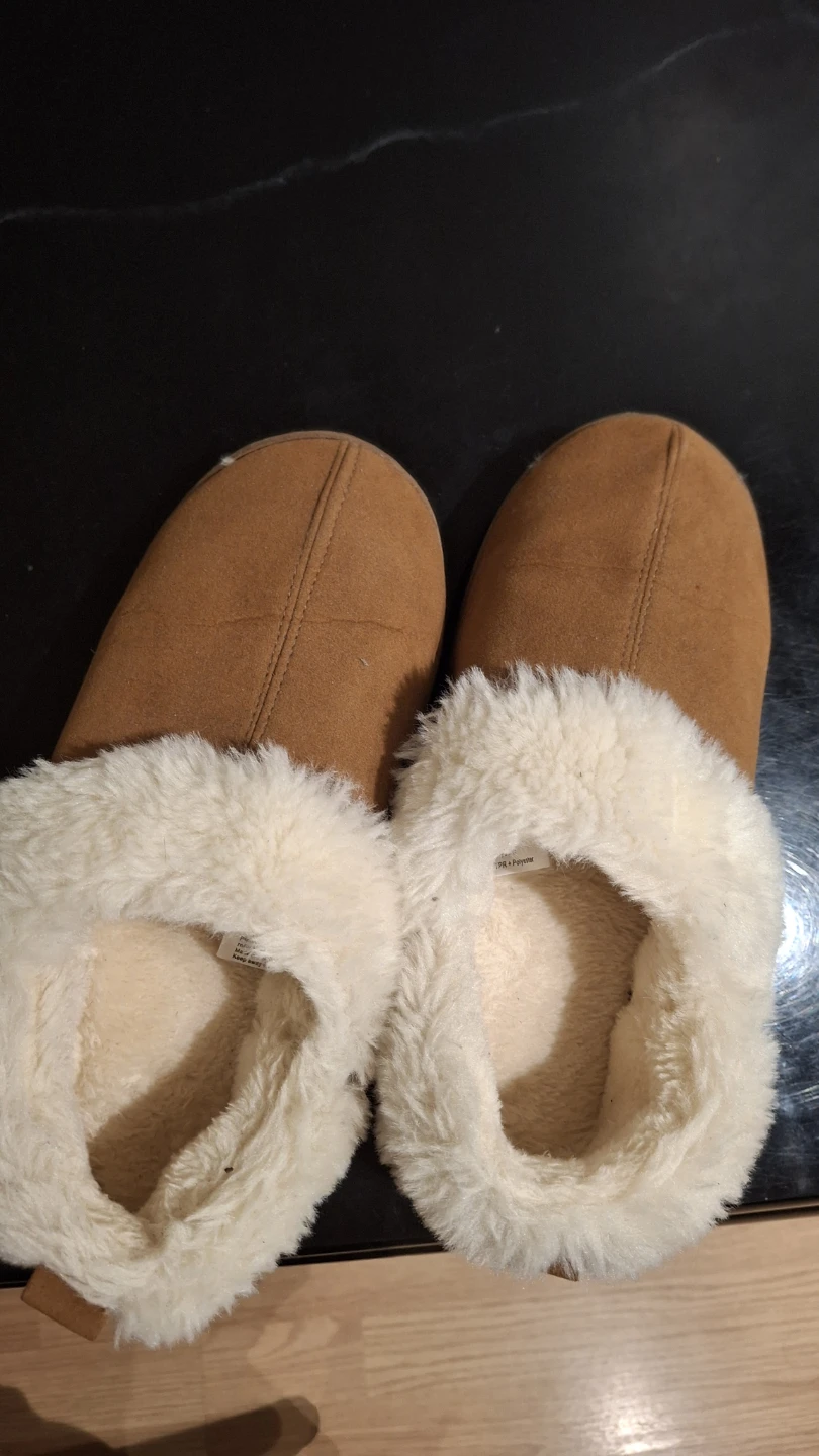Tan Suede Slippers -   size 5-6