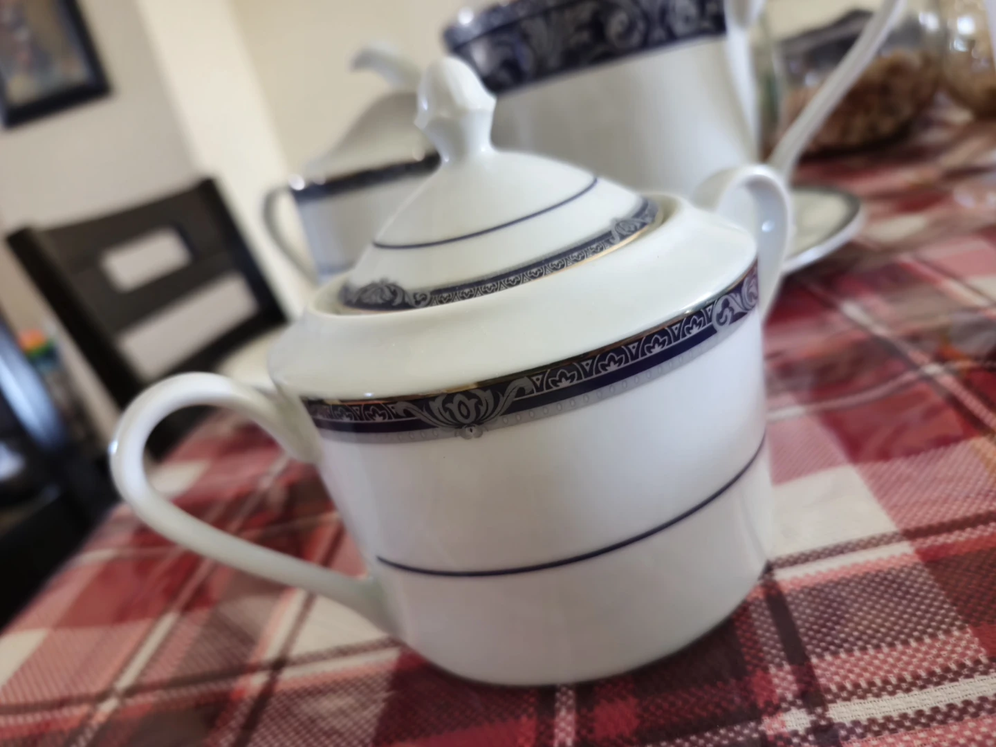 White Porcelain Teapot and Creamer Set