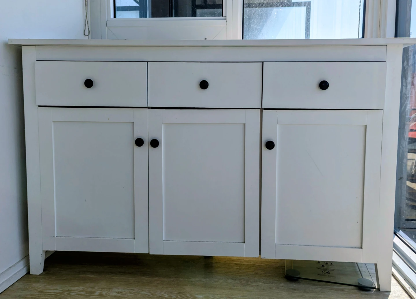 White 3-Drawer 3-Door Sideboard Cabinet - photo 2