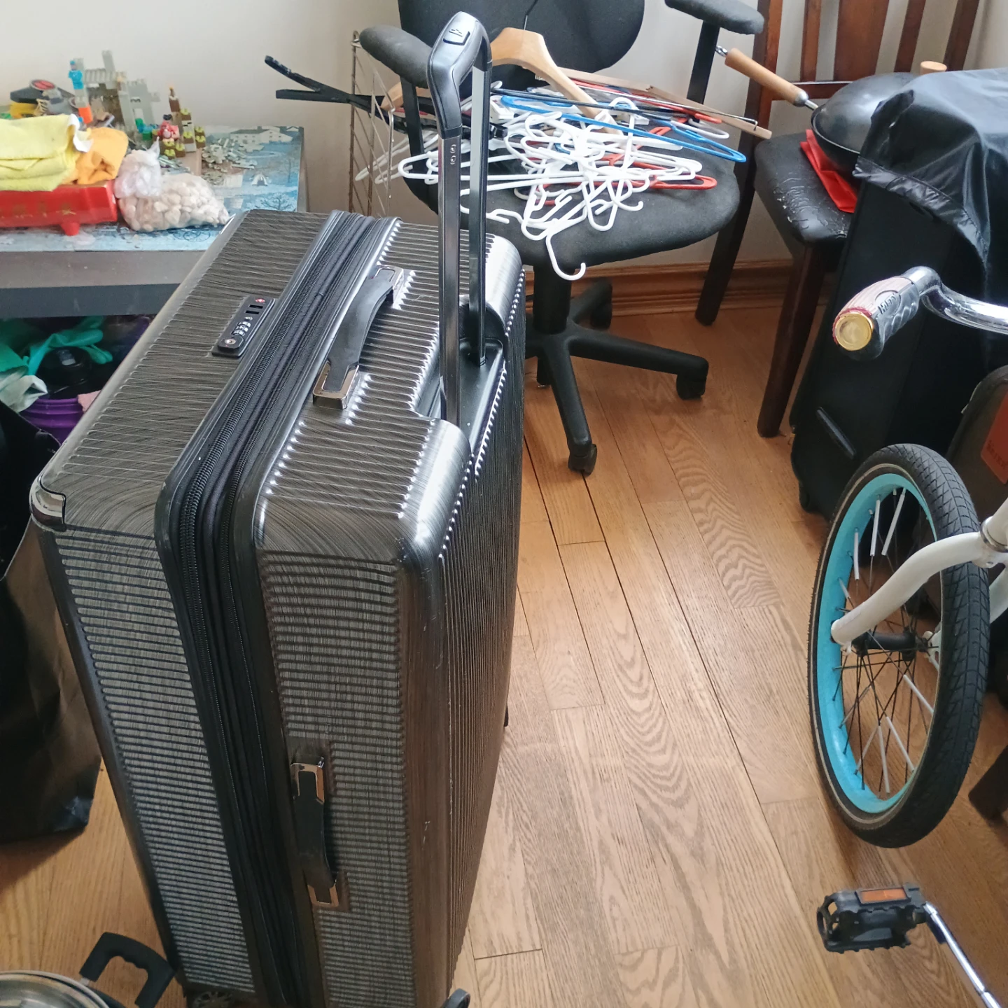 SWISSTECH Hardside Spinner Luggage - photo 2