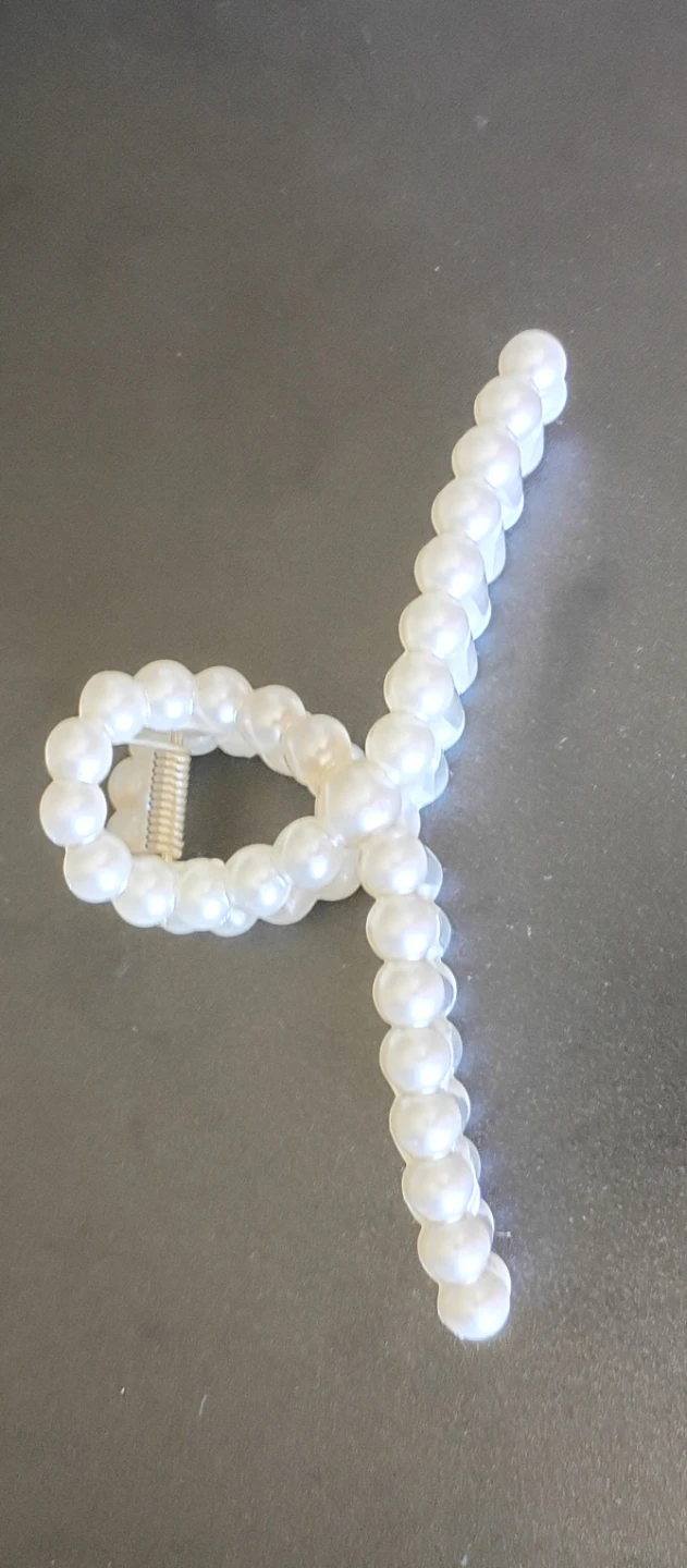 Pearl Claw Clip - photo 2