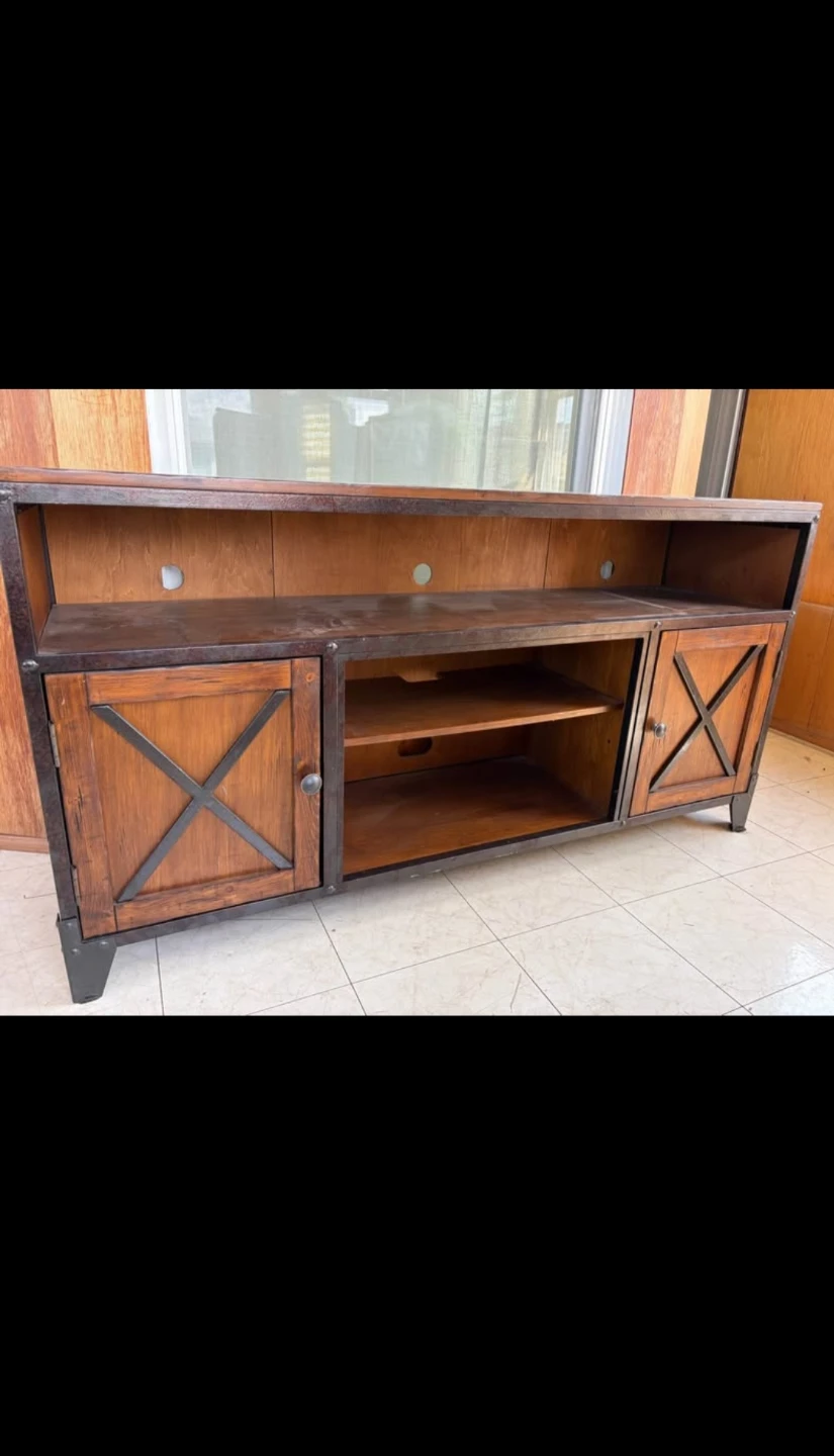 Farmhouse Style TV Stand with Doors