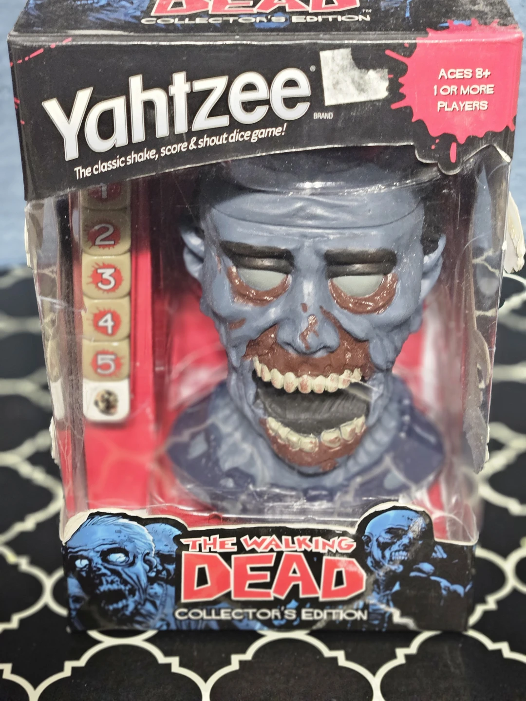 The Walking Dead Collector's Edition Yahtzee Game