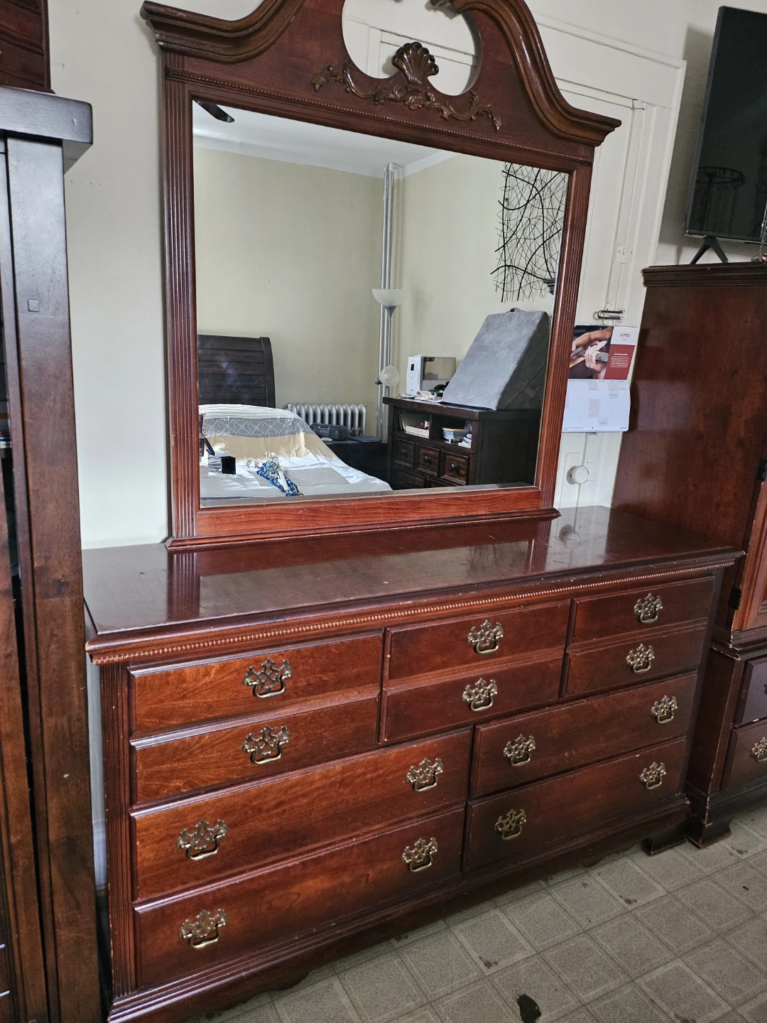 American Drew Cherry Dresser with Mirror - photo 2