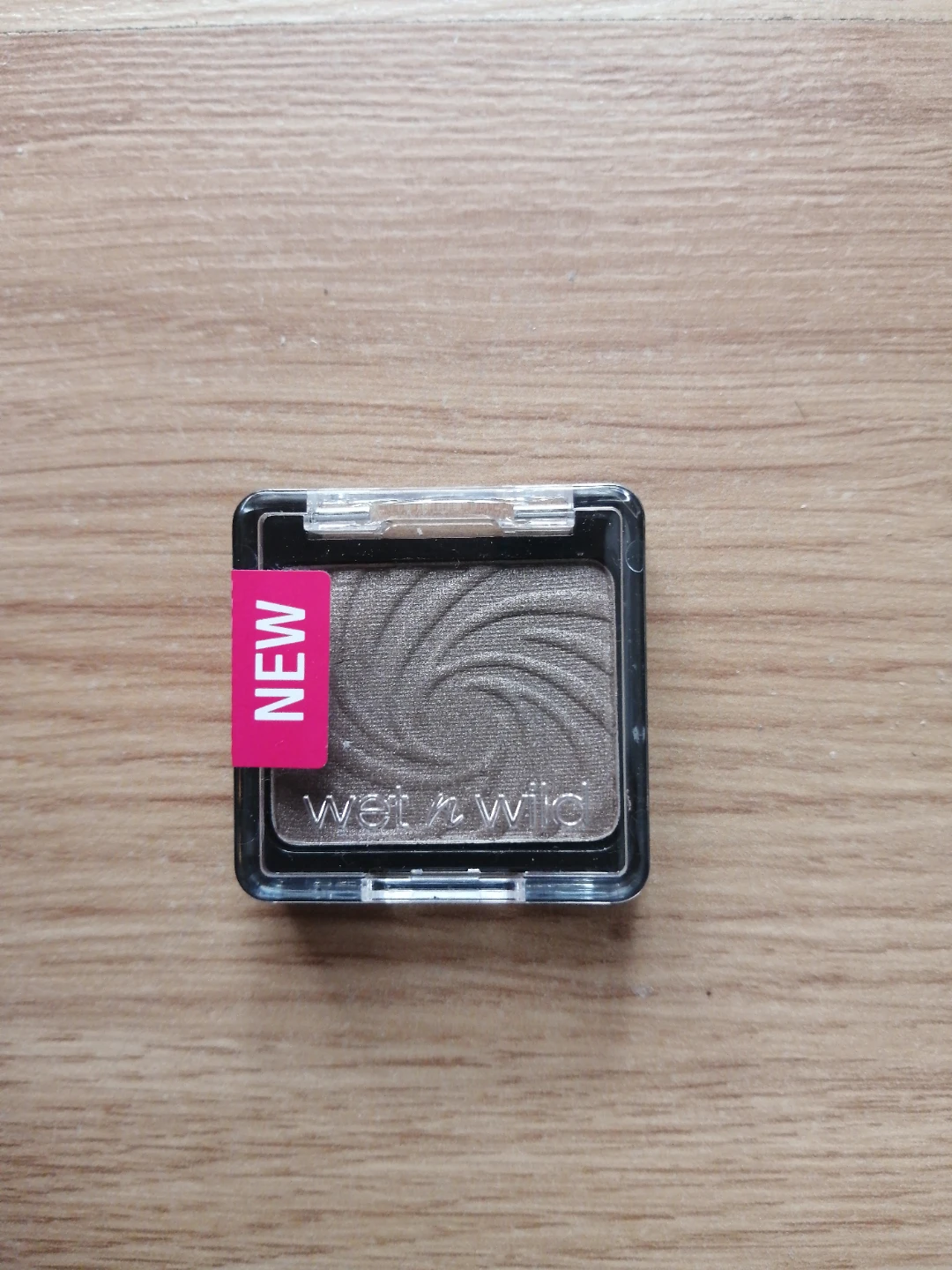 Wet n Wild Color Icon Eyeshadow Single C252B Nutty/Noisette