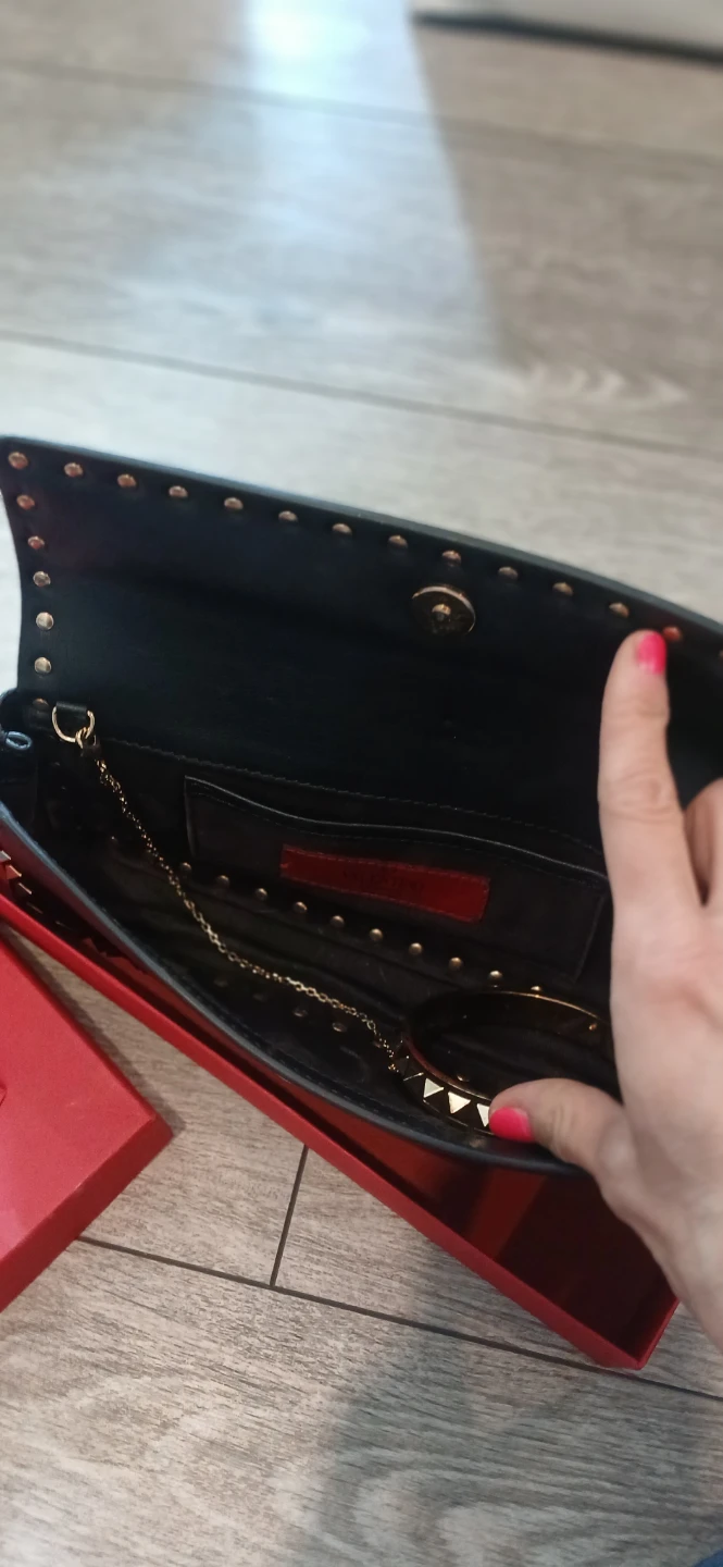 Valentino Garavani Rockstud Clutch with Bracelet - photo 4