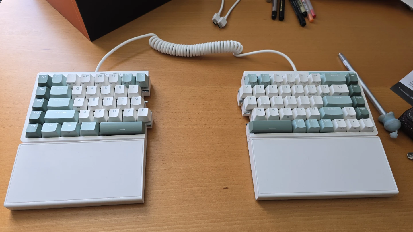 Royal Kludge RK-S70 Split Mechanical Keyboard - photo 3