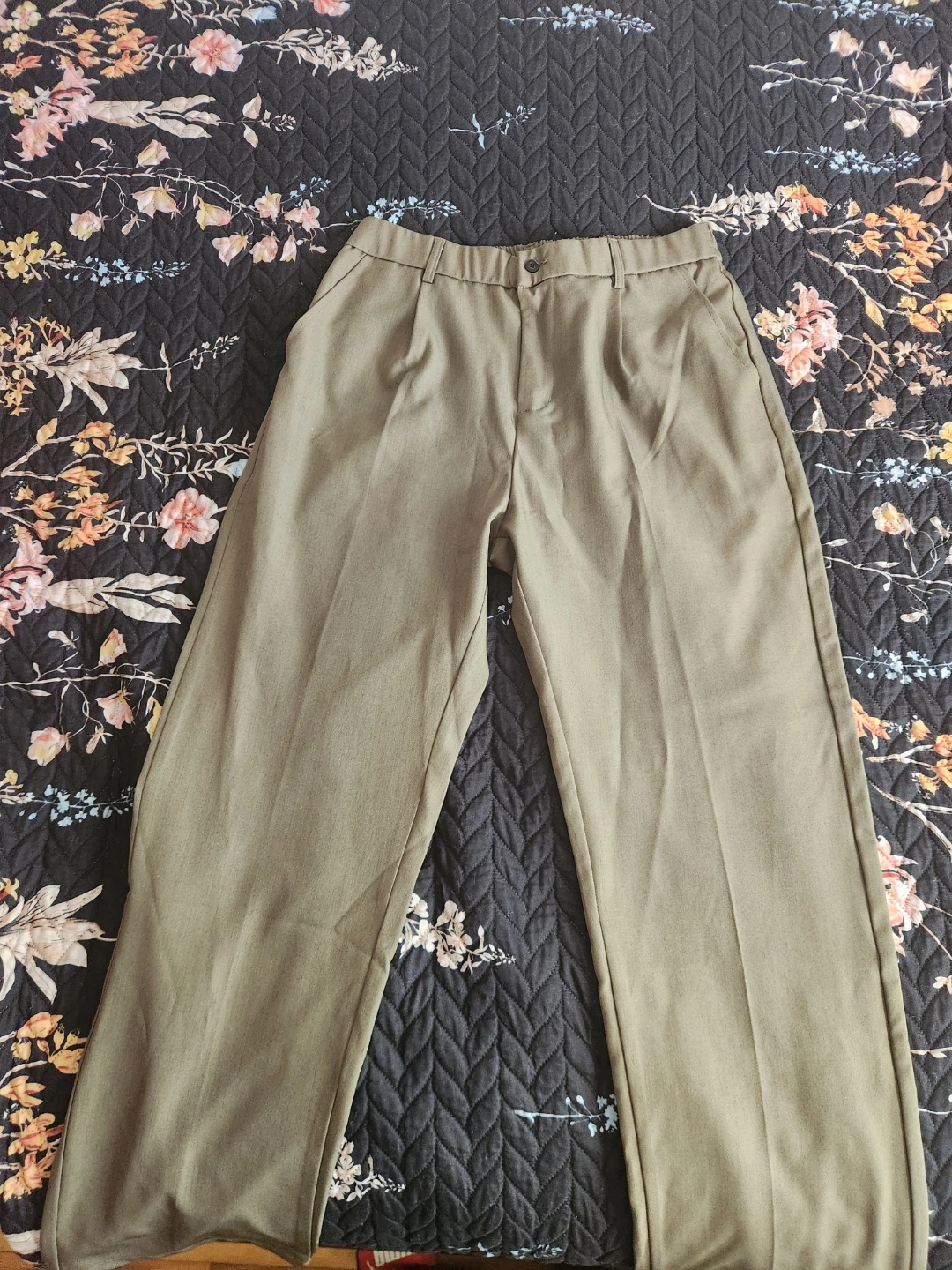 Green dress pants
