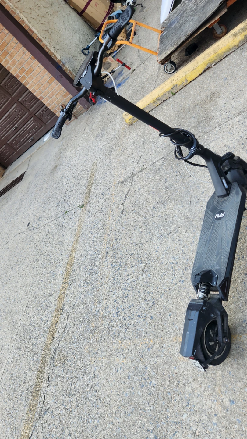 Fluid Electric Scooter - photo 2