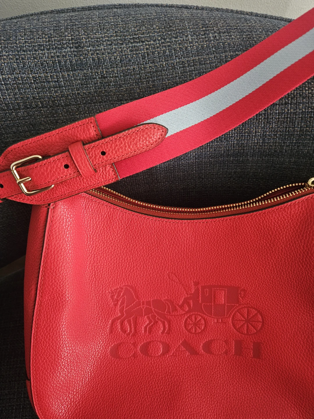 Brand New Coach zip top hobo bag - photo 4