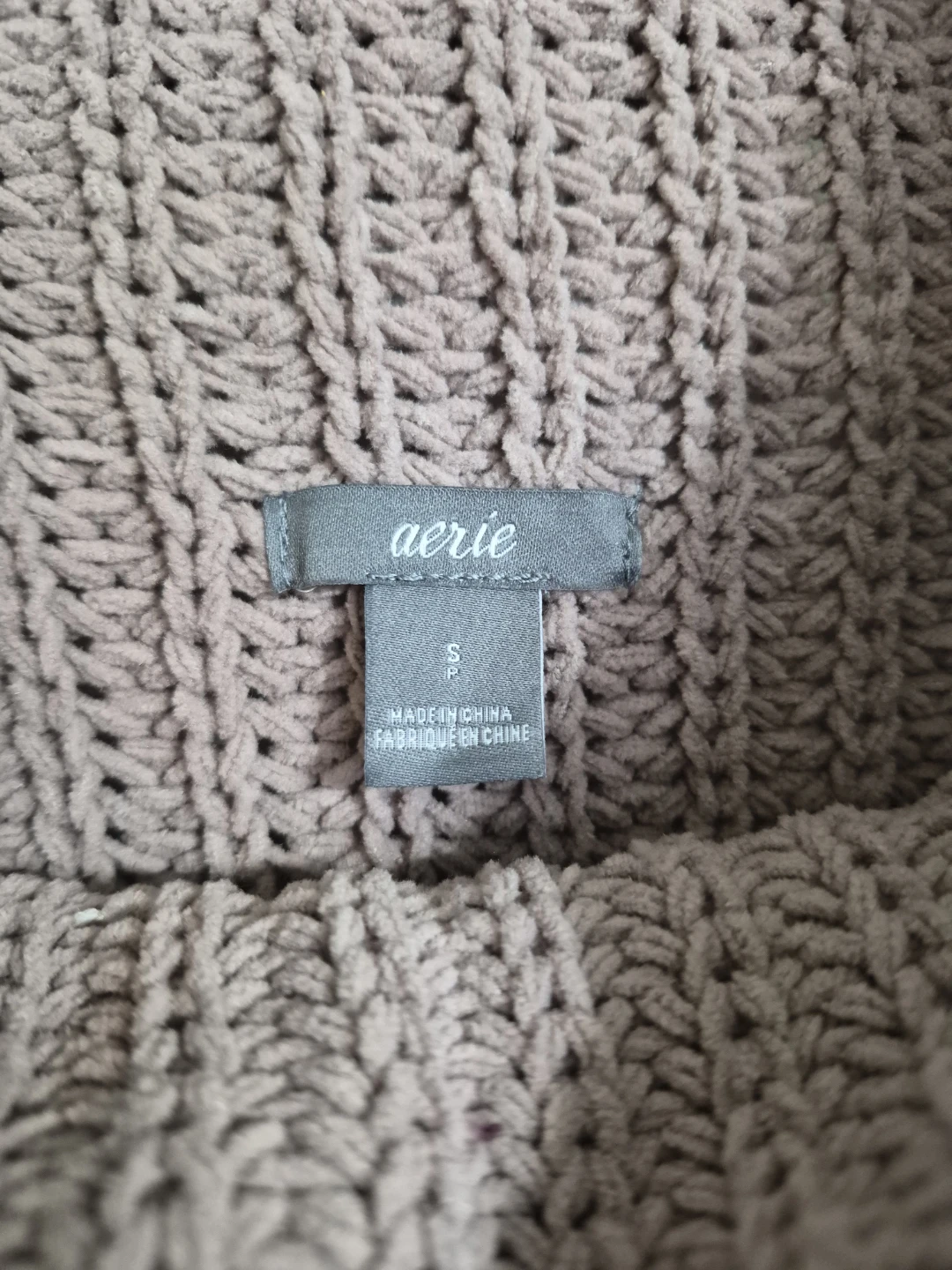 Ladies Aerie Size Small Oversized Knitted Swaeter - photo 2